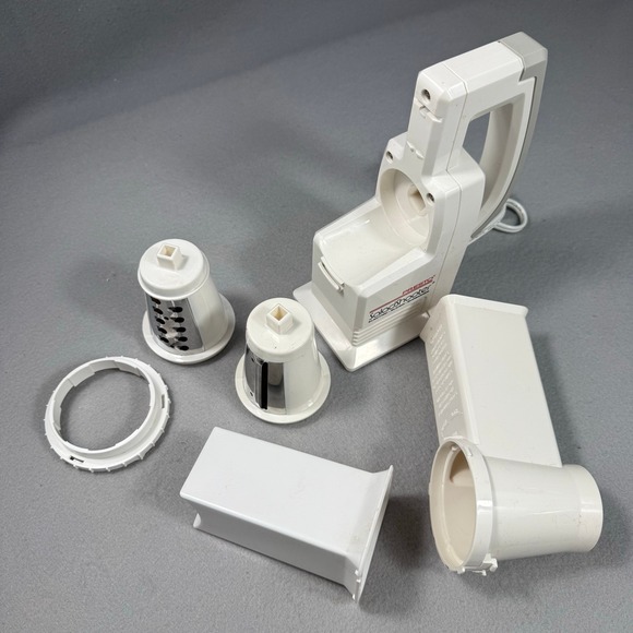 Vintage Presto SaladShooter Electric Slicer Shredder 02910 Cheese Grater In Box - Picture 3 of 14